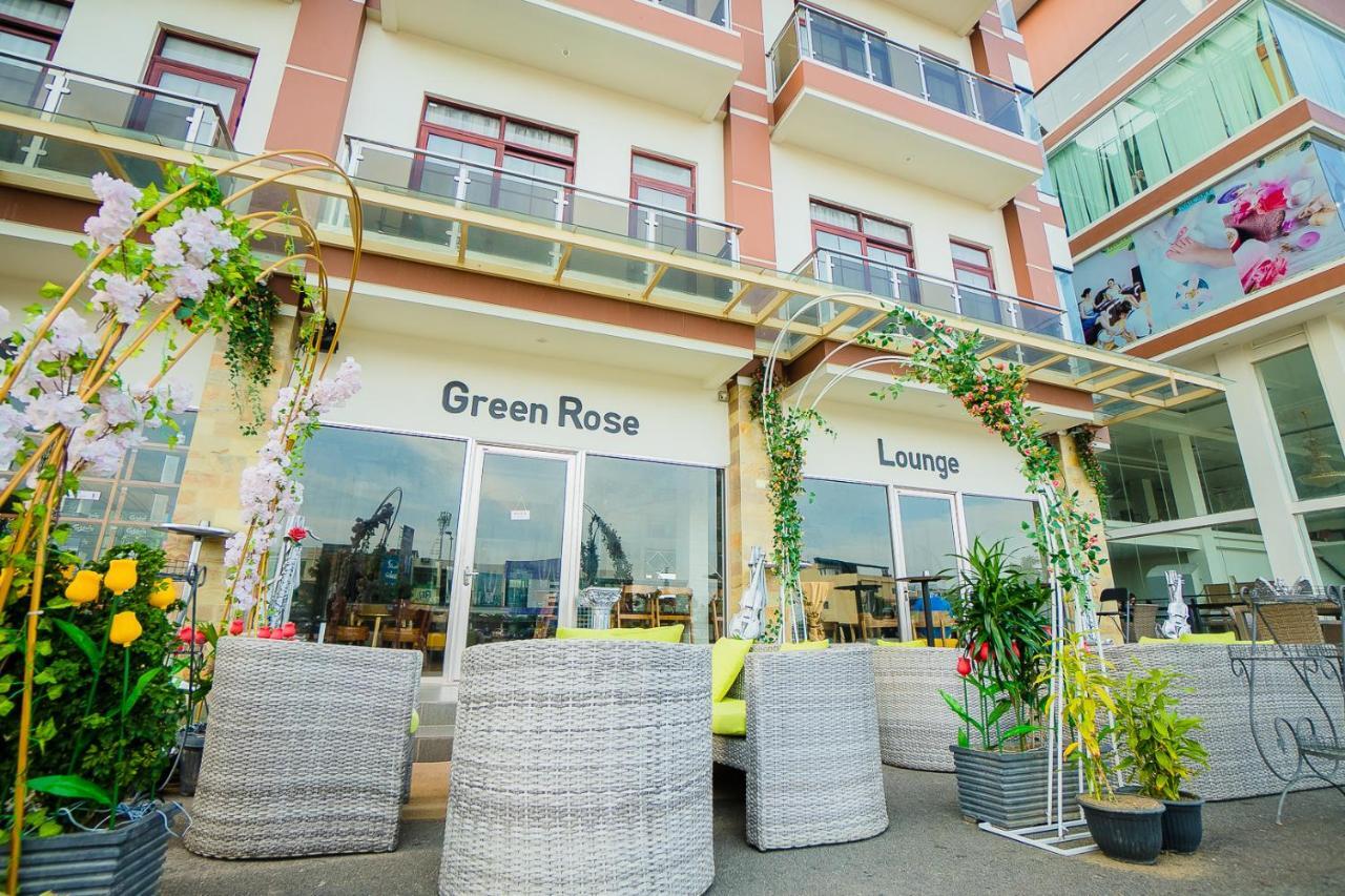 Green Rose Hotel Batam Exterior photo